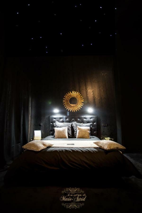 Les Secrets De Marie-Astrid, Suite Love Room Burdeos Exterior foto
